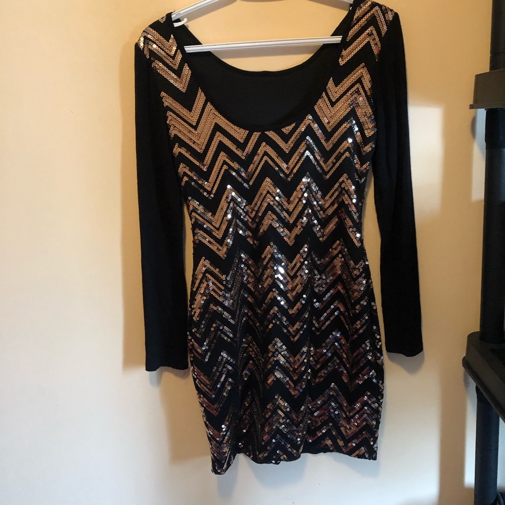 PEPPERMINT sequin dress - Picture 2 of 4